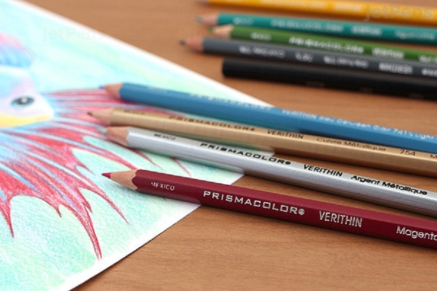 Prismacolor Premier VERITHIN Colored Pencils 36 has high-quality pigments deliver rich colour saturation